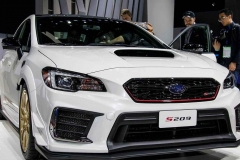 国外也加价，这些车型最高加价5万美元！