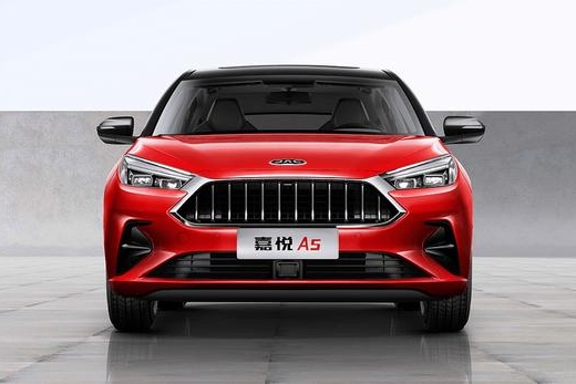 直降2万，不到8万就能拿下掀背运动轿车，看完配置：真香！