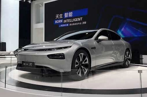 智能电动轿跑雪地里玩漂移？|小鹏P7近期将上市交付