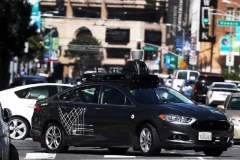 自动驾驶，谁能笑到最后？