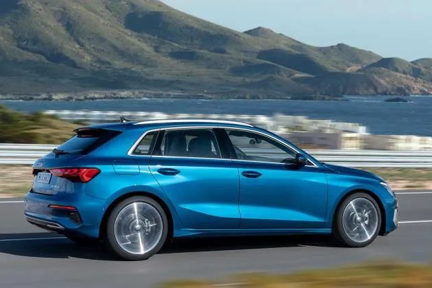 入门奥迪迎来最新换代，网友看了都说想买