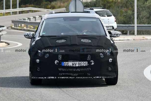 现代i20 N测试谍照 或搭1.6T发动机/最大功率204马力