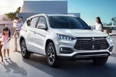 一周新车|宋 经典版、捷达VS7、哪吒U来袭，谁才是SUV市场的实力选手？