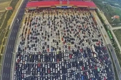 东西方态度各有不同，不限速公路或成为过去式？