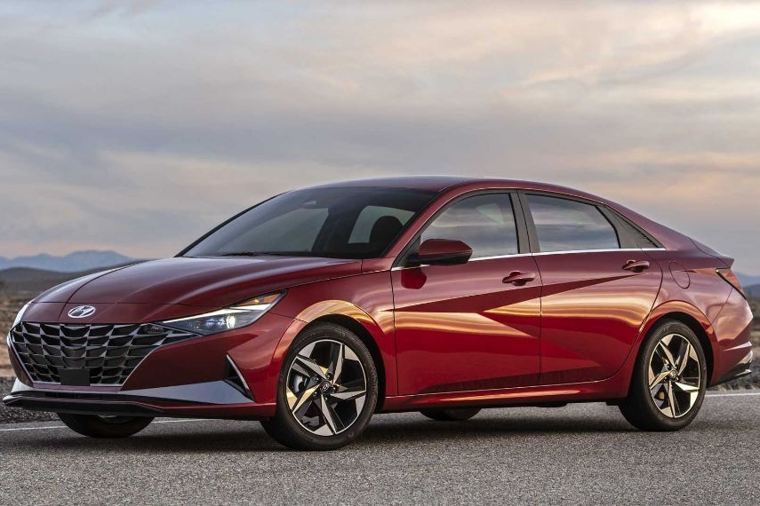 第七代现代伊兰特亮相 推出混动车型