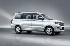 五菱微型“老头乐”曝光！双门四座纯电动，网友：最洋气的五菱