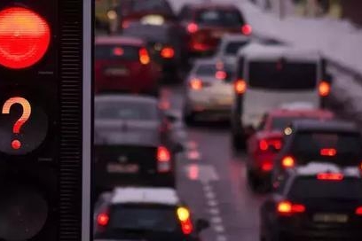 被大车挡住了视线，跟车闯了红灯，这种情况会不会被罚？