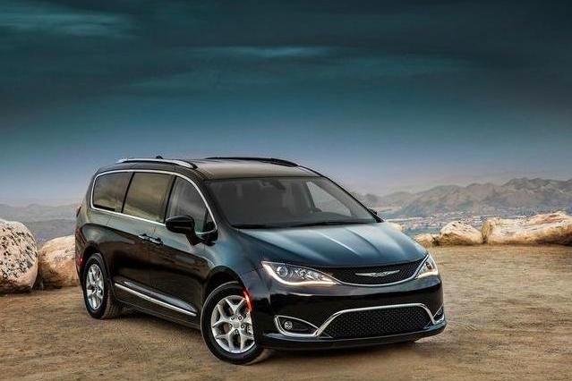 没必要买埃尔法！这车全系6缸发动机，配双侧电滑门，不到50万