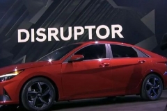 个性前脸+贯穿式尾灯！又一全新轿车发布，提供混动可选