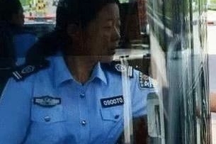 巴基斯坦收费站，日本交30美元，韩国交20美元，中国交多少？