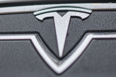 夏普在日本起诉特斯拉专利侵权