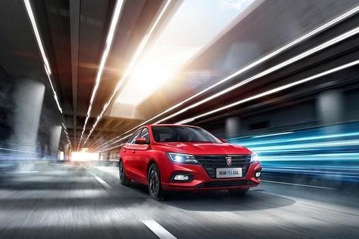 1.5T动力，油耗仅6.5L，这款车不仅仅运动还能家用