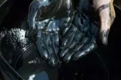 为什么机油会发黑？到底还能不能用？