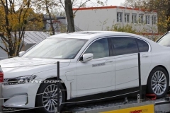 全新宝马7系配四种动力系统 2022年推出