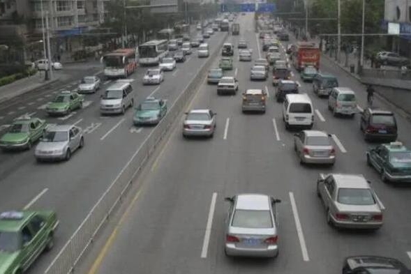 车市大幅下滑，购置税减免有望再次实施，没买车的有福了