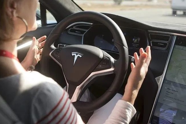 ​该不该与驾驶辅助系统谈自由？