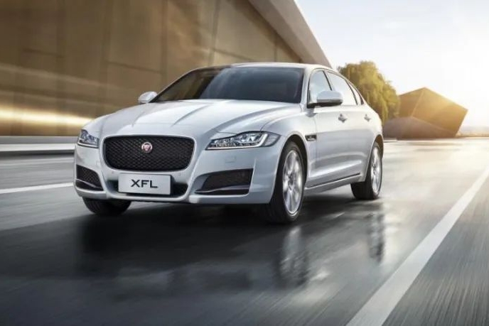 当一个男孩步入成熟期，哪款轿车才是他的最佳之选？