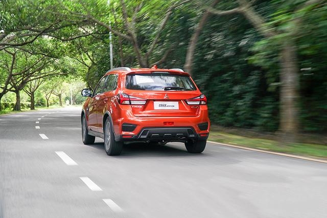 用“橙”意打动年轻人，深度评测广汽三菱新劲炫