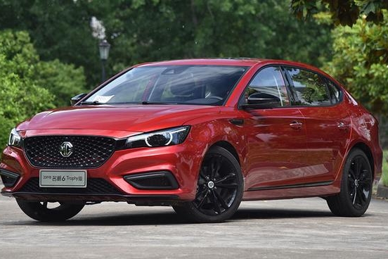 被埋没的好车！颜值不输思域，操控一流，已经降至8万多了