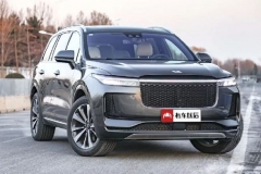 开这2台SUV上下班，妹子见了抢着坐“副驾”！不信你试试