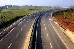 重庆新建高速：限速80，129公里11个收费站，合理？