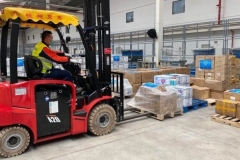 吉利捐赠物资帮助德意瑞等国抗疫