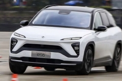 都说空气悬挂很牛，翻遍所有国产SUV，就这4款有