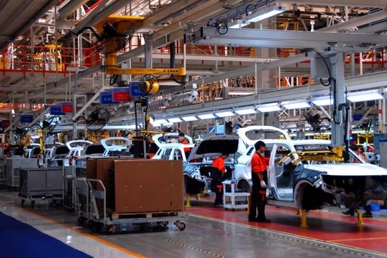 恒大造车“交学费”：新能源车业务亏损32亿触发盈利预警？