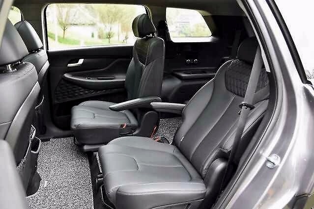 比汉兰达大，动力不输锐界，标配6个座位，这车最低16万多入手