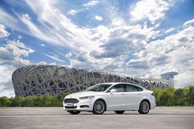 人称B级车中的小马丁，破百不到8秒，网友：还是卖不出去