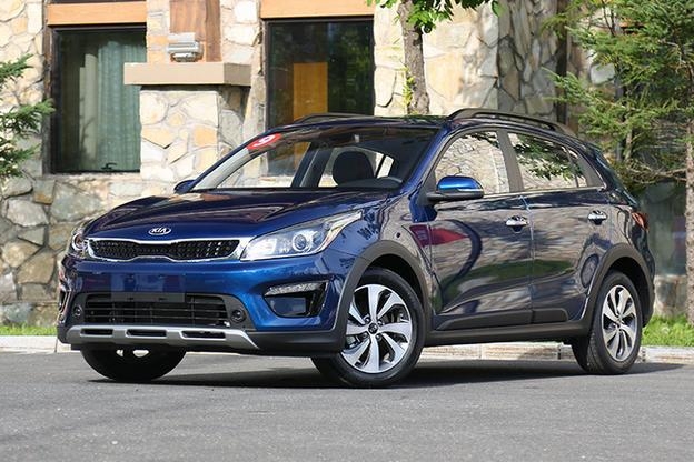 起亚KX CROSS，跨界造型比POLO大气，为何仅月销三位数？