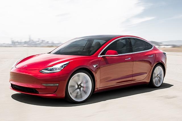 特斯拉Model 3采用HW 2.5旧芯片，是为了共体时艰？