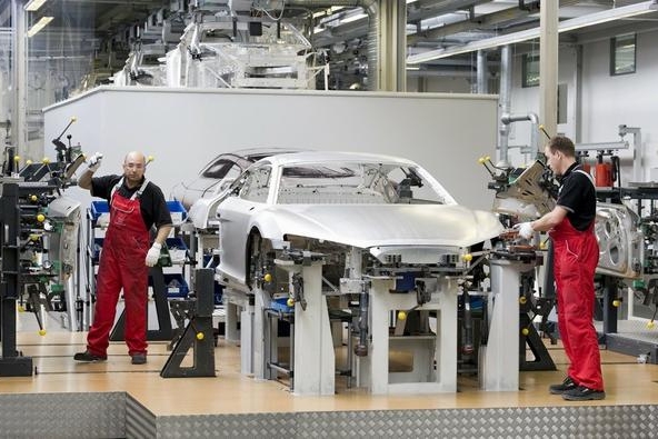 欧洲车企：几乎全面停产、需求崩溃，美国上书特朗普