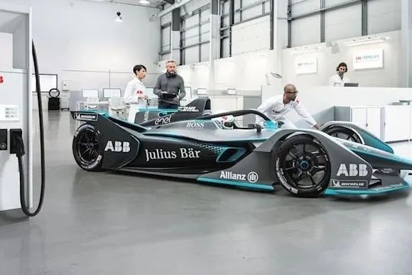 ABB完成收购上海联桩多数股权 加速开拓中国充电基础设施市场