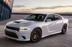 美国人眼中的十佳大型轿车，7系遗憾落选，有一款产自中国