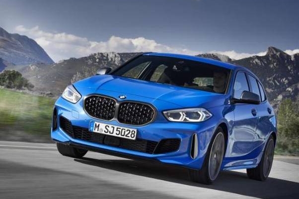 BBA纷纷“白菜价”，如今的入门豪车，到底可以多便宜？