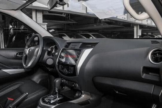 最良心的越野车！日系品质才卖156900元，发动机十年都不坏