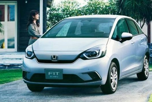 本田终于神车来袭！总算迎来飞度路试谍照，动力输出207匹