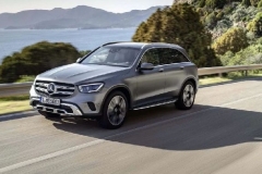 奔驰两款主力车型增配上市 趁着还没换代赶紧买