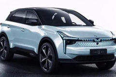 黑科技傍身，哪吒U高举智能化大旗，欲抢蔚来小鹏风头