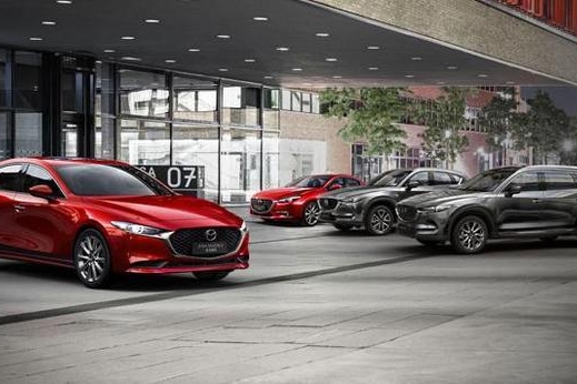 4S店里放着小鹏G3，经销商已心猿意马，马自达将步铃木后尘？