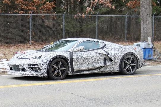 雪佛兰科尔维特C8混动版谍照曝光 2022年发布