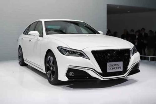 年轻，运动，四出排气配359马力，15代皇冠会火吗？