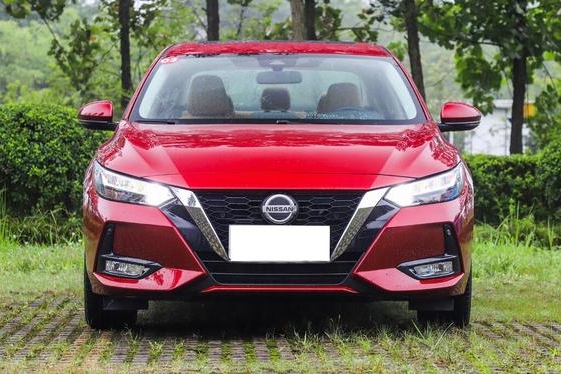 趣评2月轿车实销，朗逸宝来成难兄难弟，凯美瑞气质拿捏得死死的