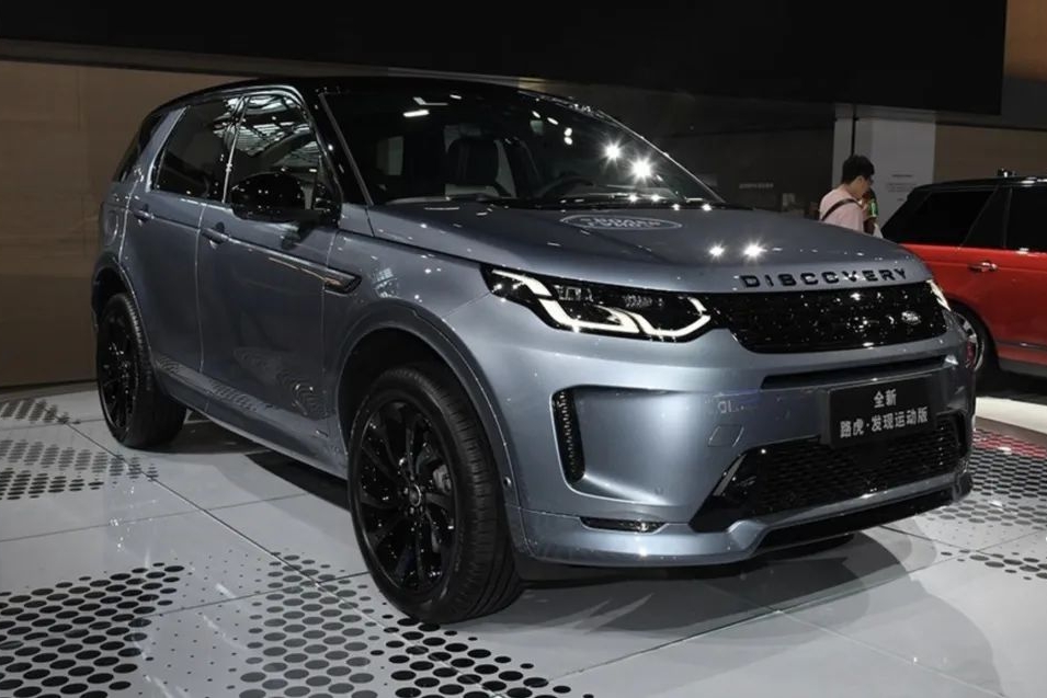 全新路虎发现运动版“云游”上市，直播30小时抢镜