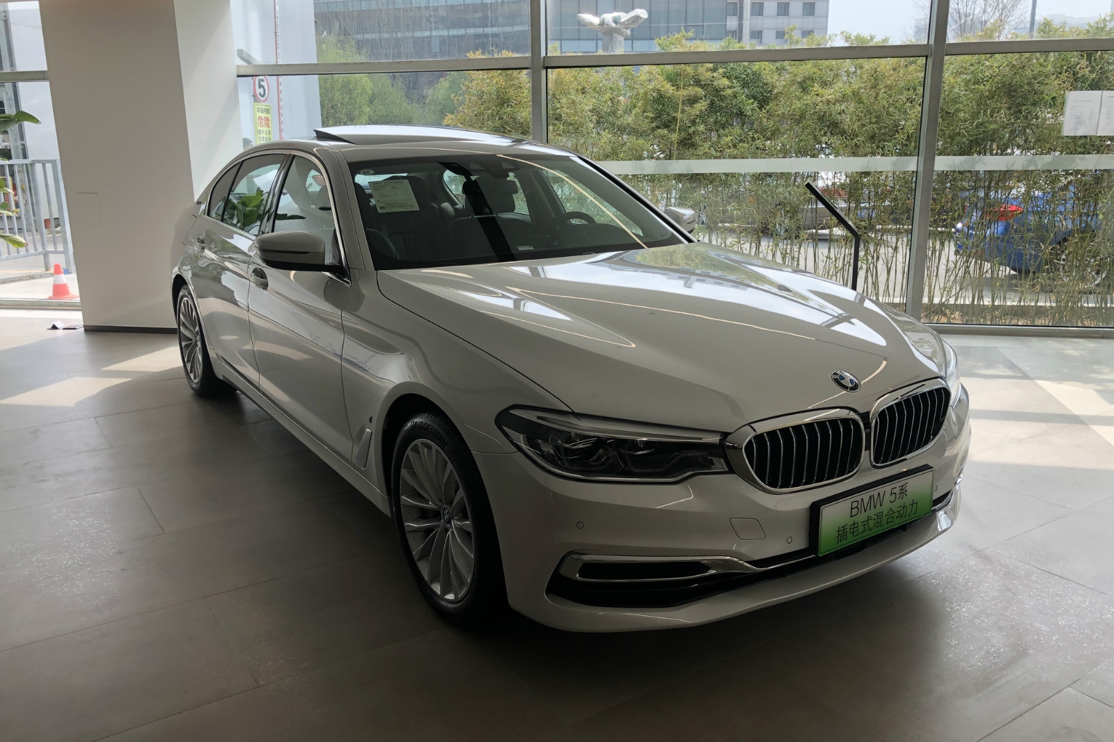 现金优惠6万元 宝马525Li落地约43万元