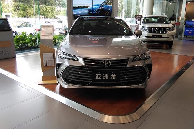 别再傻乎乎买3系了，真正懂车的都看中了这几款车