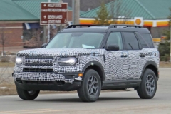 福特Bronco Sport低伪谍照曝光 有望4月发布