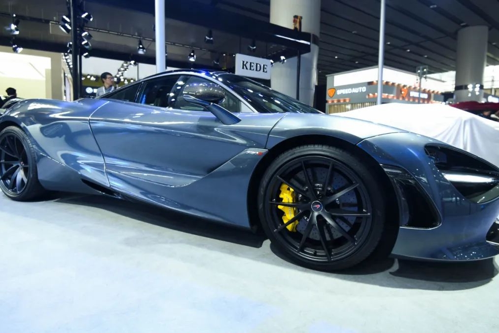 当蝴蝶门升起 这辆迈凯伦720S接近完美了【快车体验286】