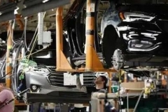 汽车产业倒退十年？疫情重创不止降薪裁员